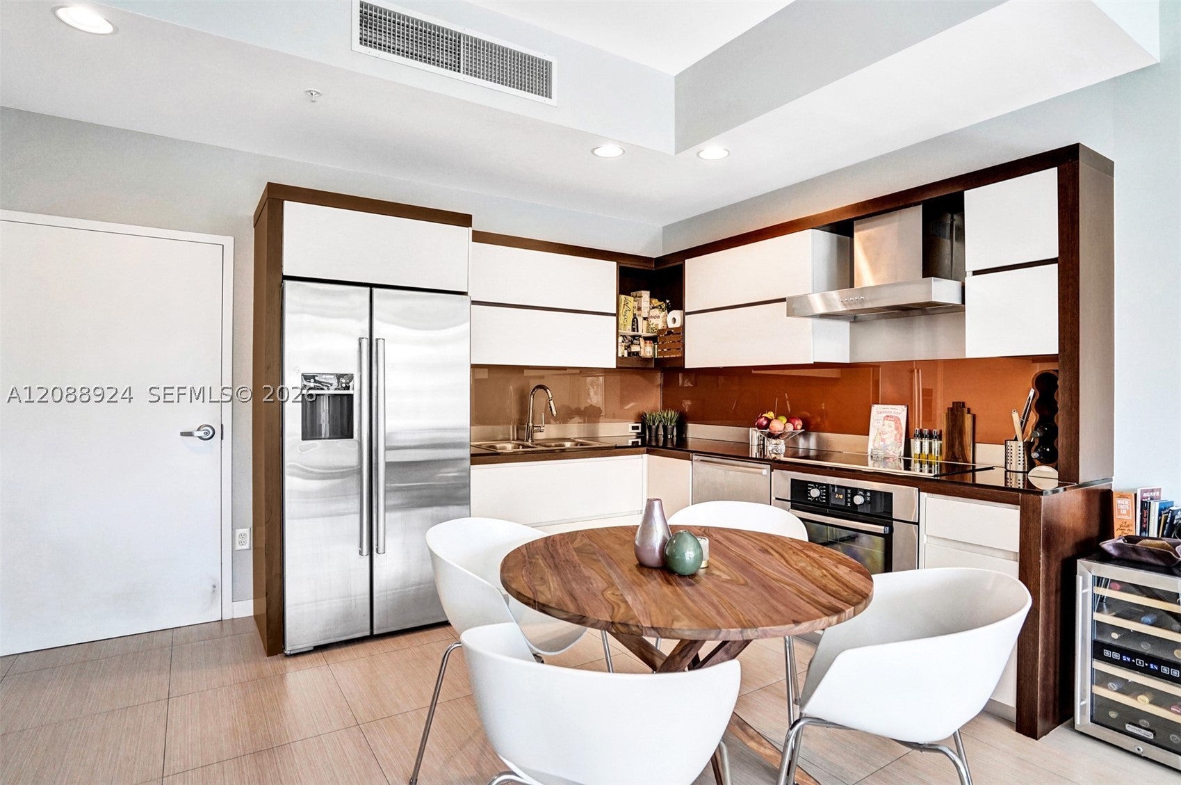 2100 Park Ave 310