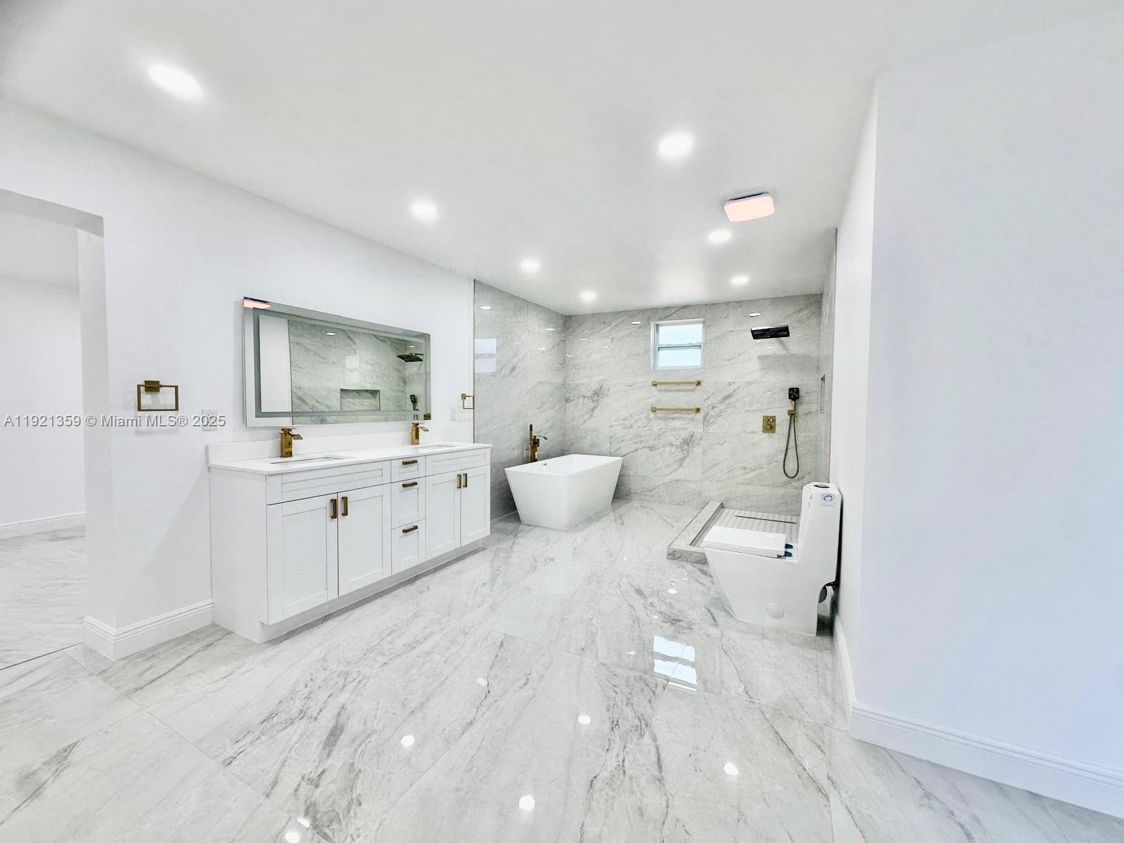 NOB HILL - Residential