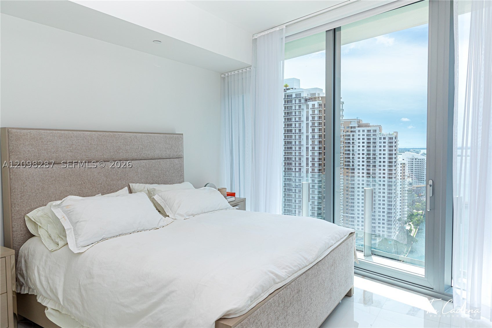 300 Biscayne Boulevard Way 2606W