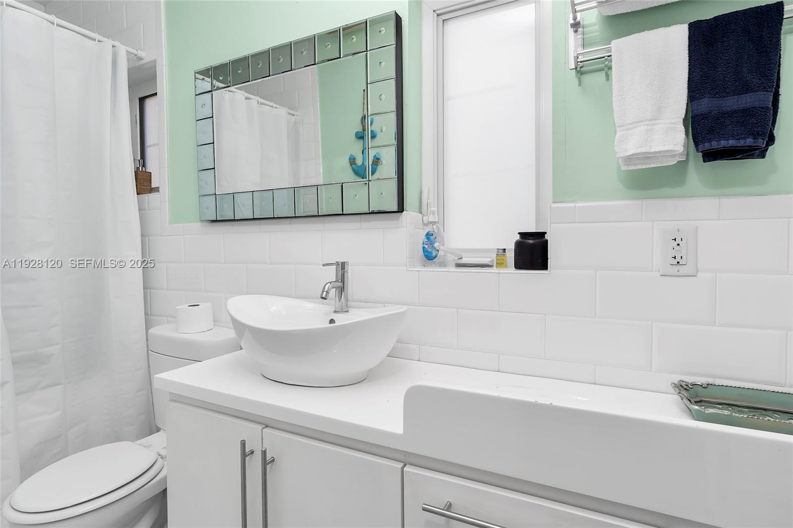 LENOX CONDO - Residential Income