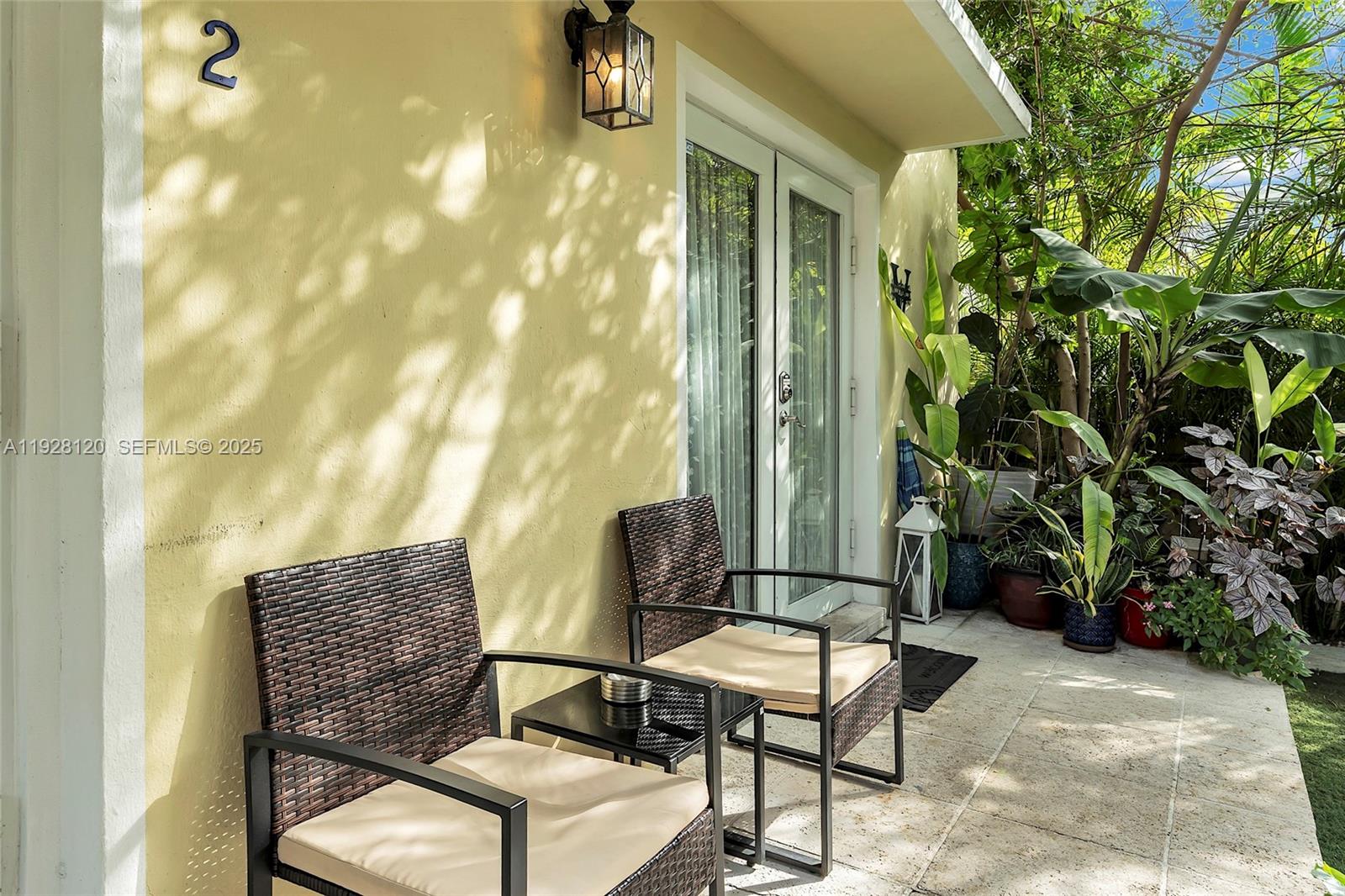 LENOX CONDO - Residential Income