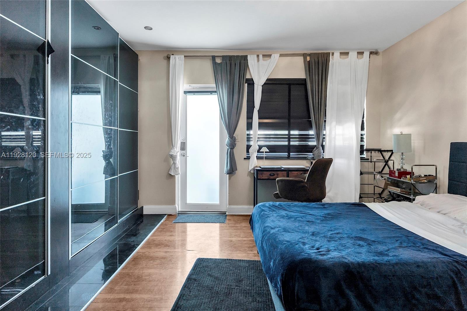 LENOX CONDO - Residential Income