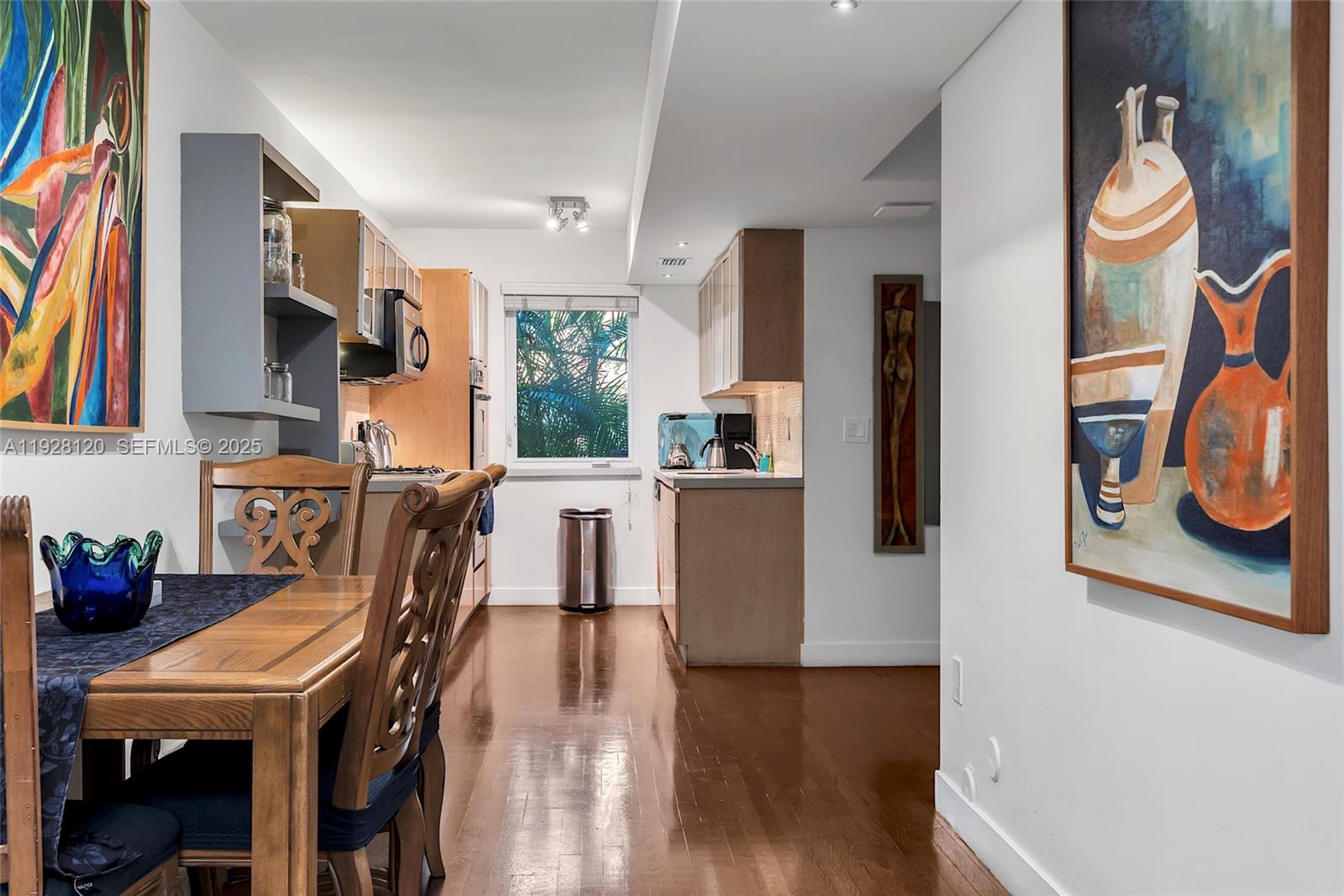 LENOX CONDO - Residential Income