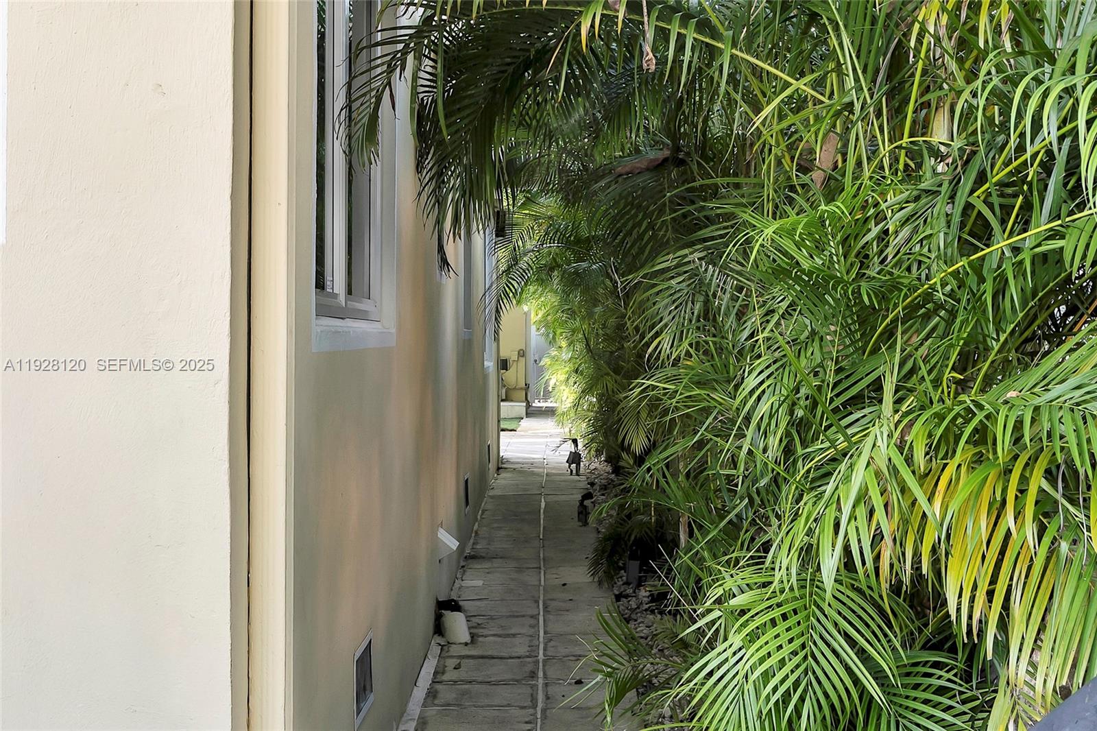 LENOX CONDO - Residential Income