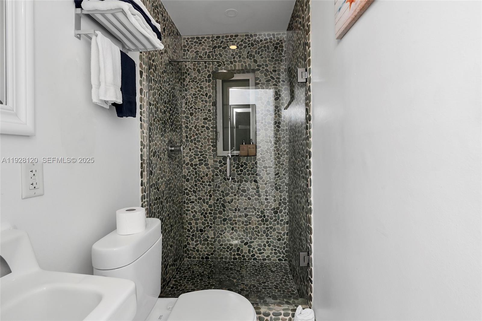 LENOX CONDO - Residential Income