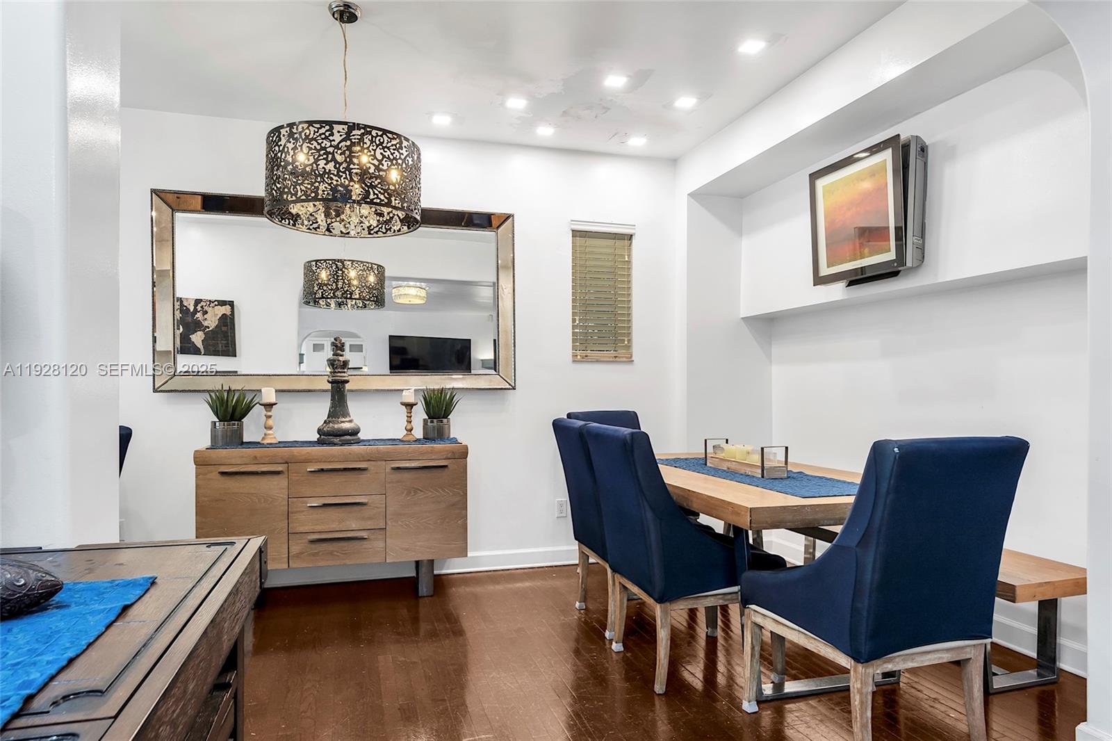 LENOX CONDO - Residential Income