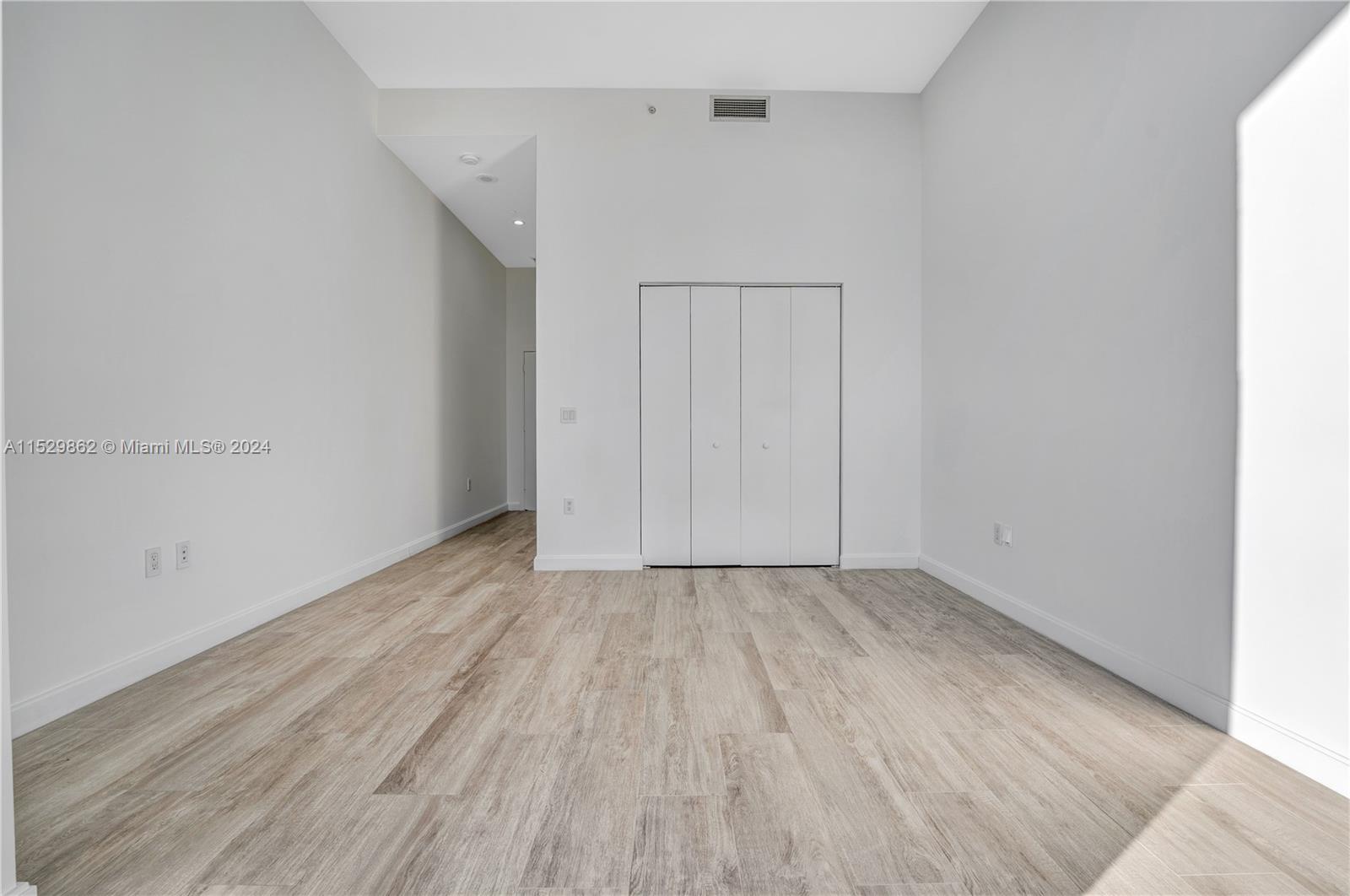 BRICKELL HEIGHTS EAST - Residential