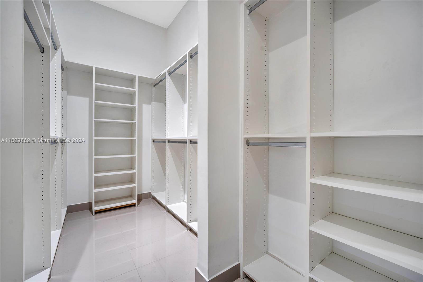 BRICKELL HEIGHTS EAST - Residential