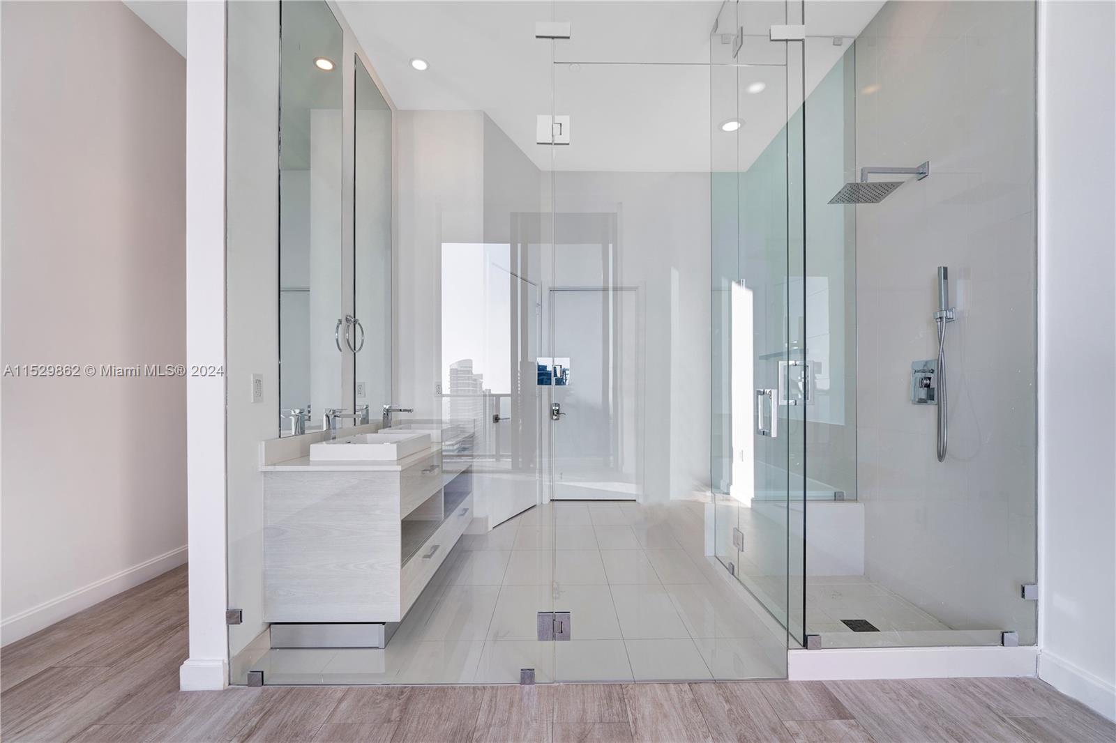 BRICKELL HEIGHTS EAST - Residential