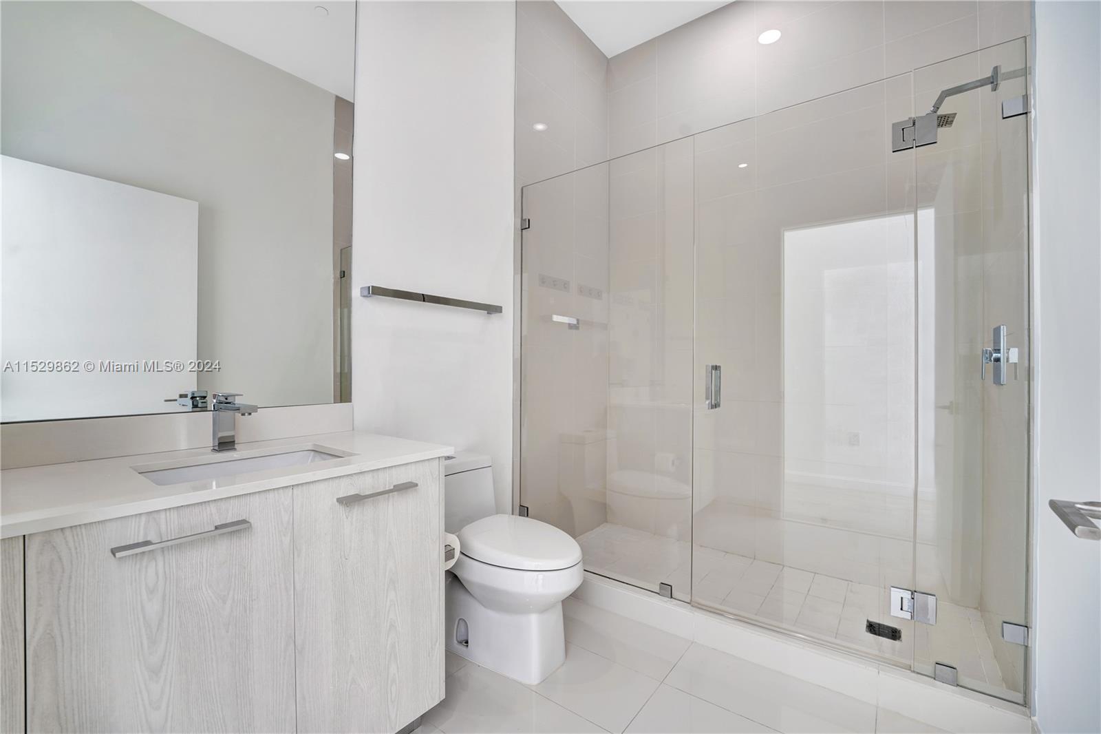 BRICKELL HEIGHTS EAST - Residential