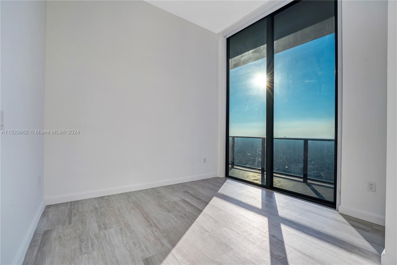BRICKELL HEIGHTS EAST - Residential