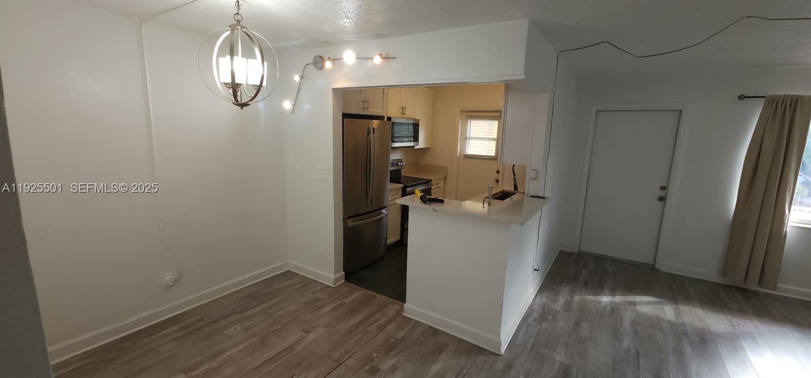 HYACINTH HOUSE CONDO - Residential Lease