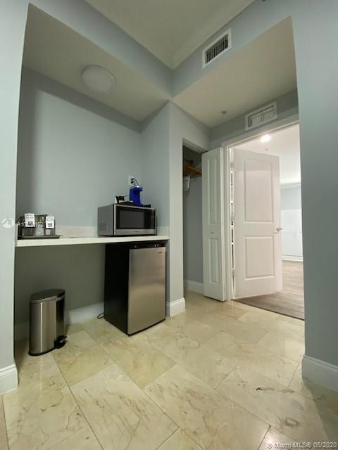 EUROSSUITES RESIDENCES & - Residential Lease