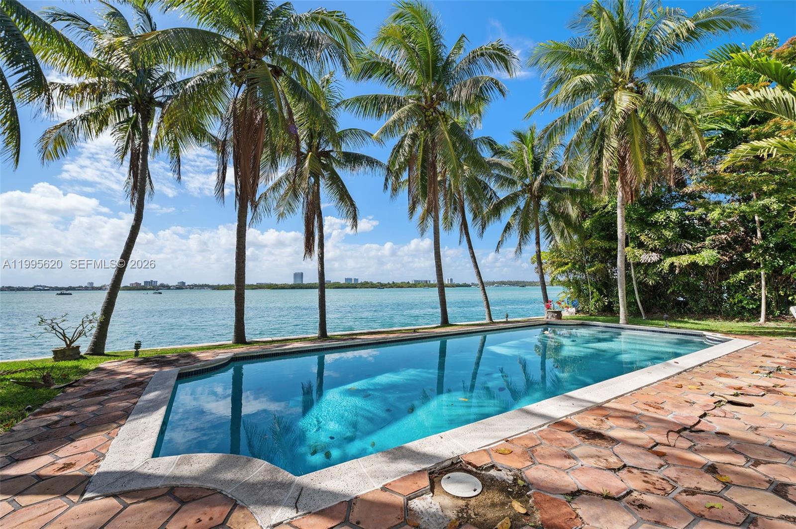 BAL HARBOUR RESIDENTIAL S - Land