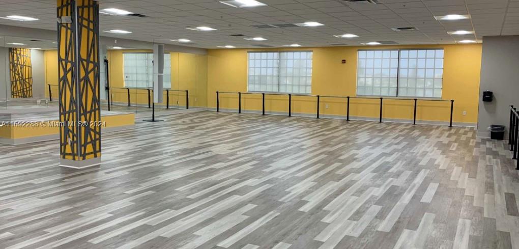 MANSFIELD AT CENTURY VILL - Residential Lease