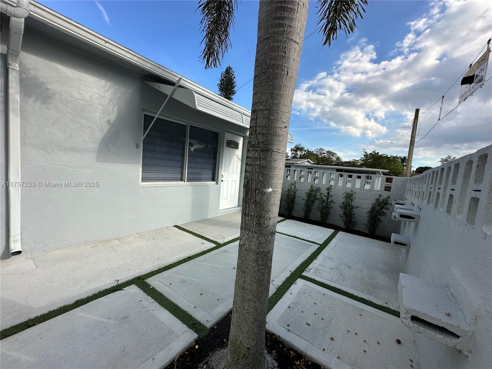 1300 NW 7th Ter