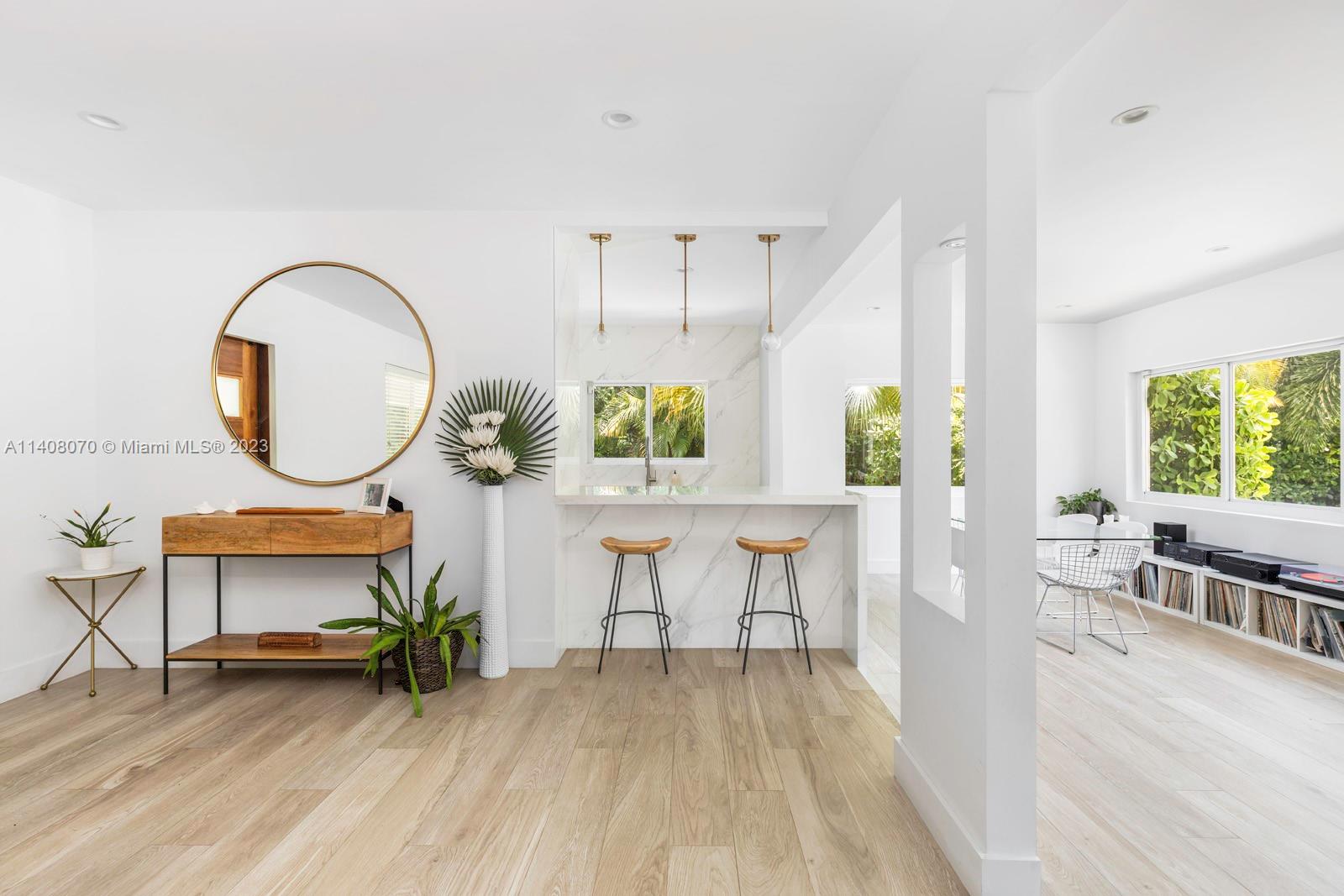 CORAL GABLES RIVIERA SEC - Residential