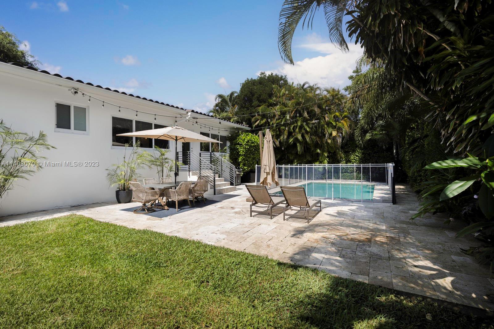 CORAL GABLES RIVIERA SEC - Residential