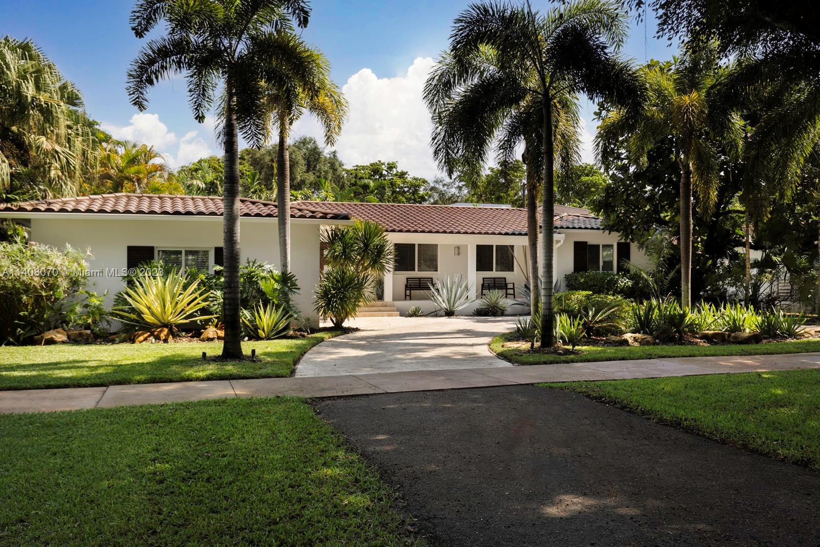 CORAL GABLES RIVIERA SEC - Residential