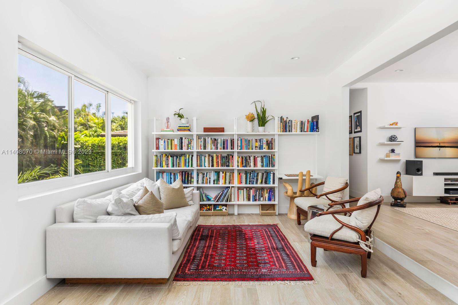 CORAL GABLES RIVIERA SEC - Residential