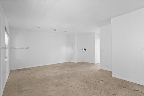 Condominium in Fort Lauderdale FL 1470 Dixie Hwy 13.jpg