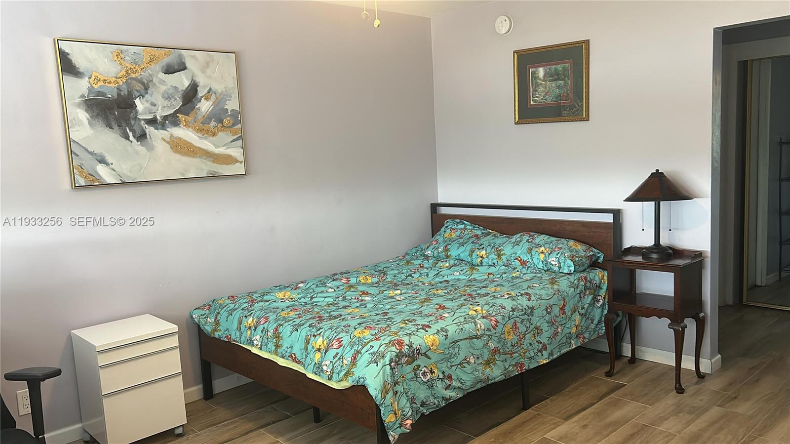 FIRST GULFSTREAM GARDEN - Residential Lease