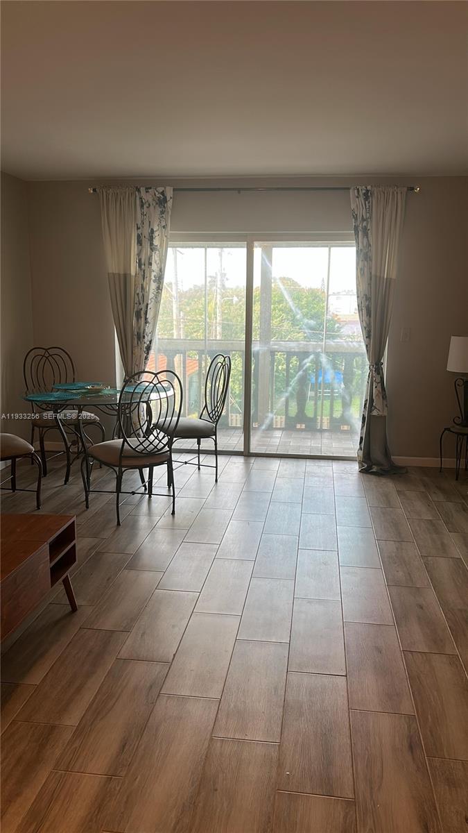 FIRST GULFSTREAM GARDEN - Residential Lease