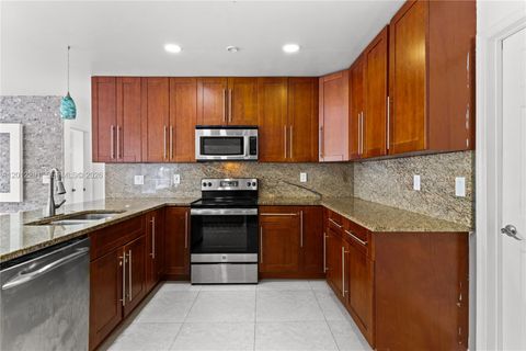 Tiny photo for 2729 Harding St, Hollywood, FL 33020 (MLS # A12012291)