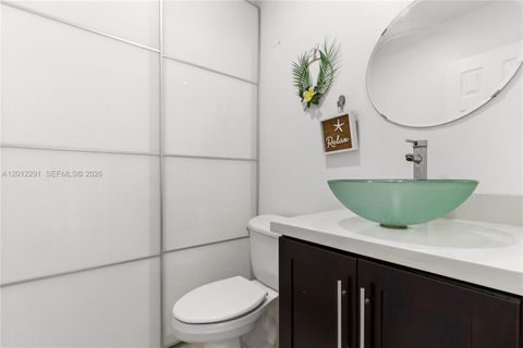 Tiny photo for 2729 Harding St, Hollywood, FL 33020 (MLS # A12012291)