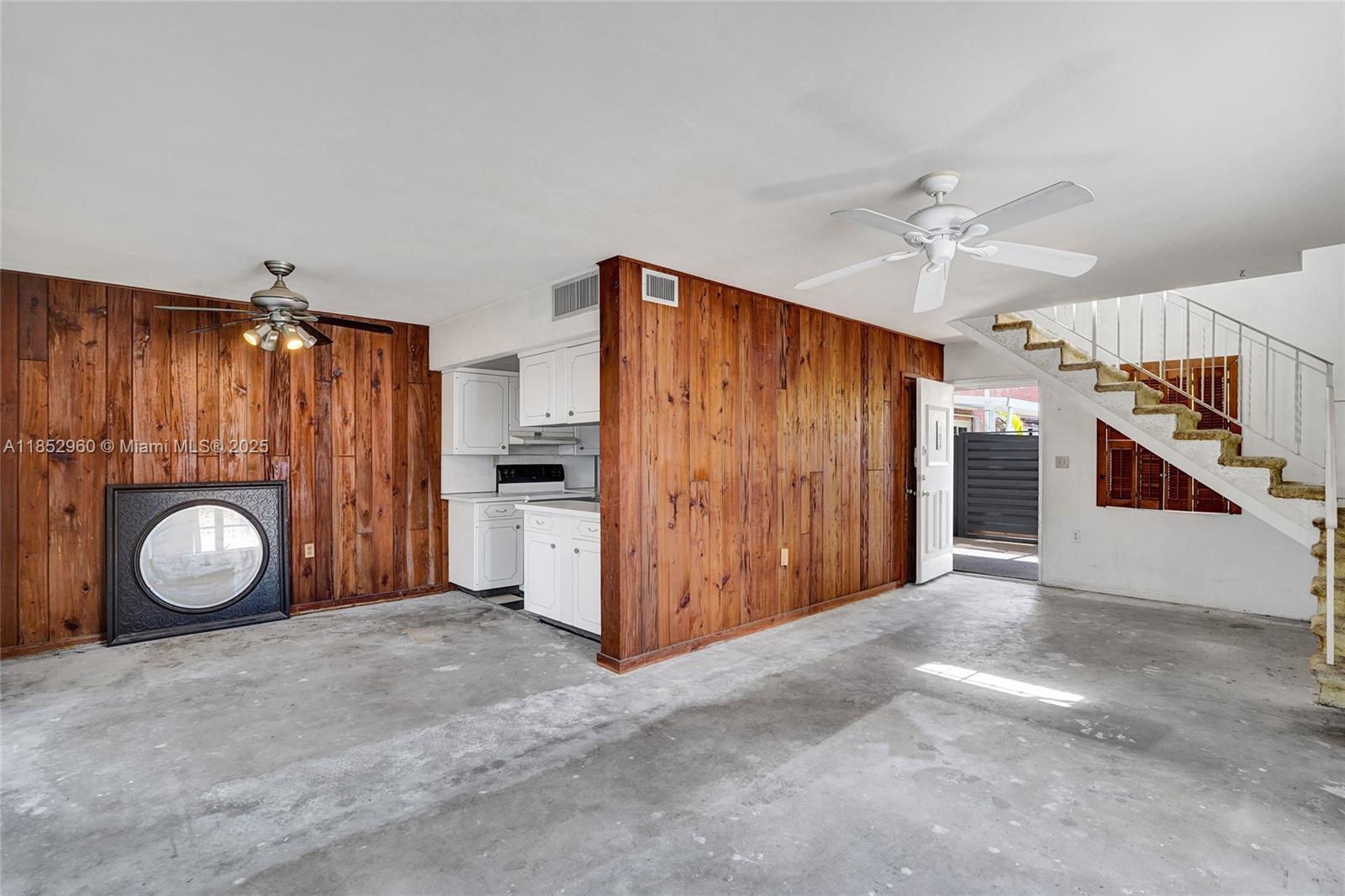 1501 SE 15th St 3-5