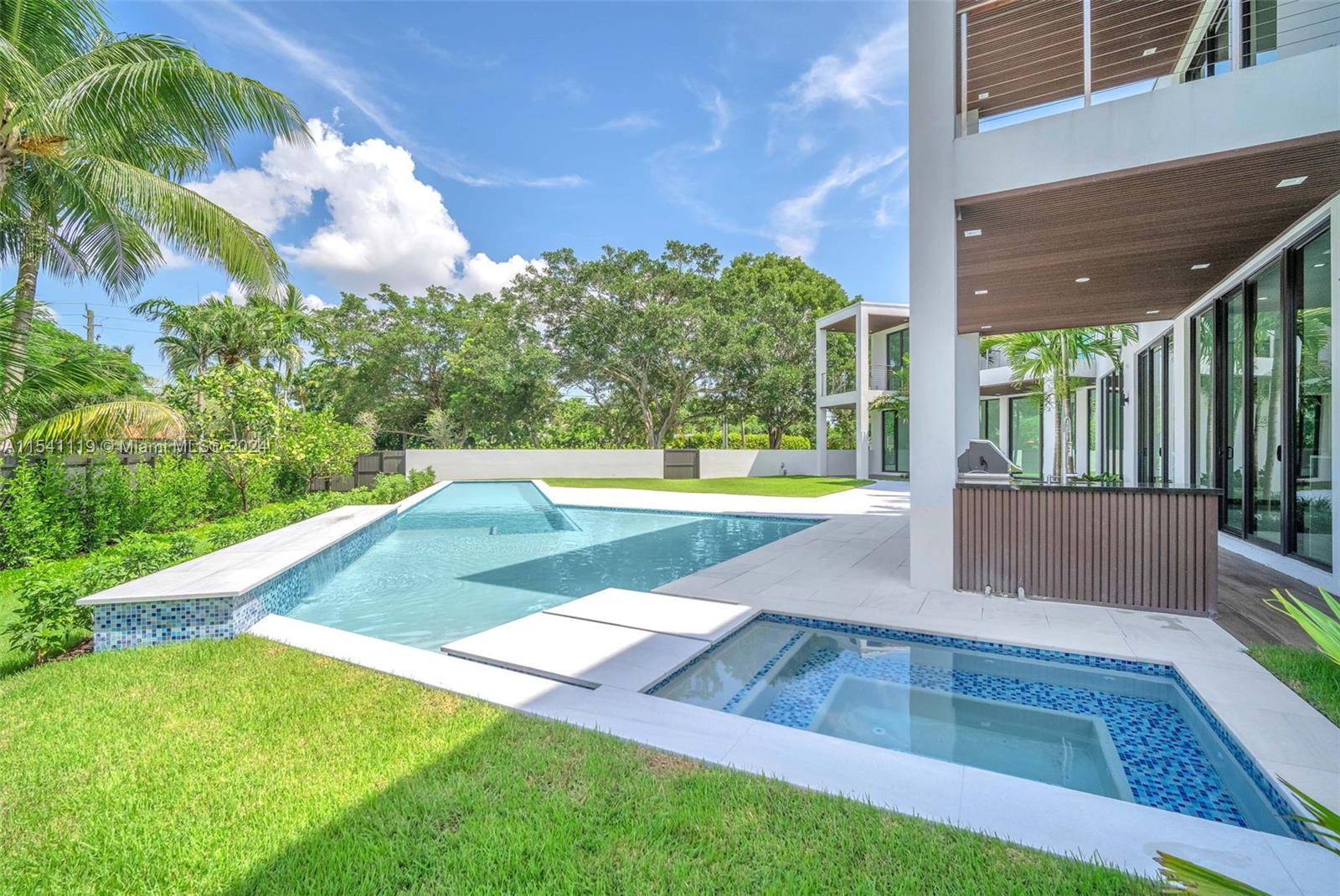 PALMETTO EAST - Residential