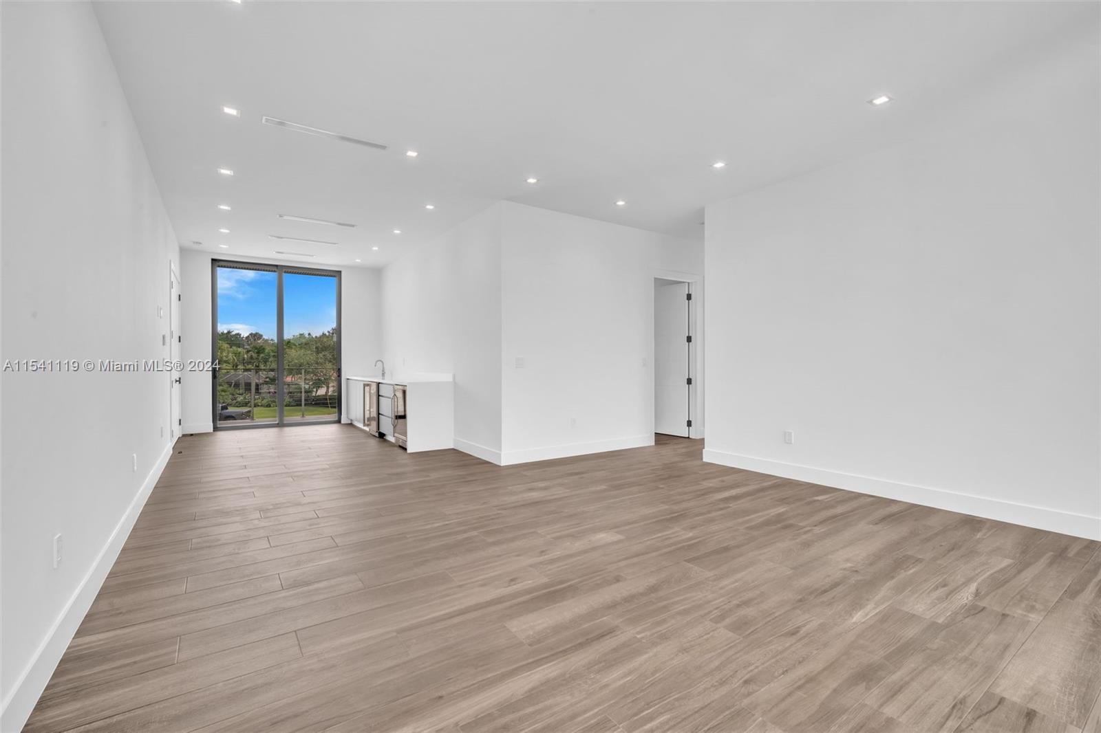 PALMETTO EAST - Residential