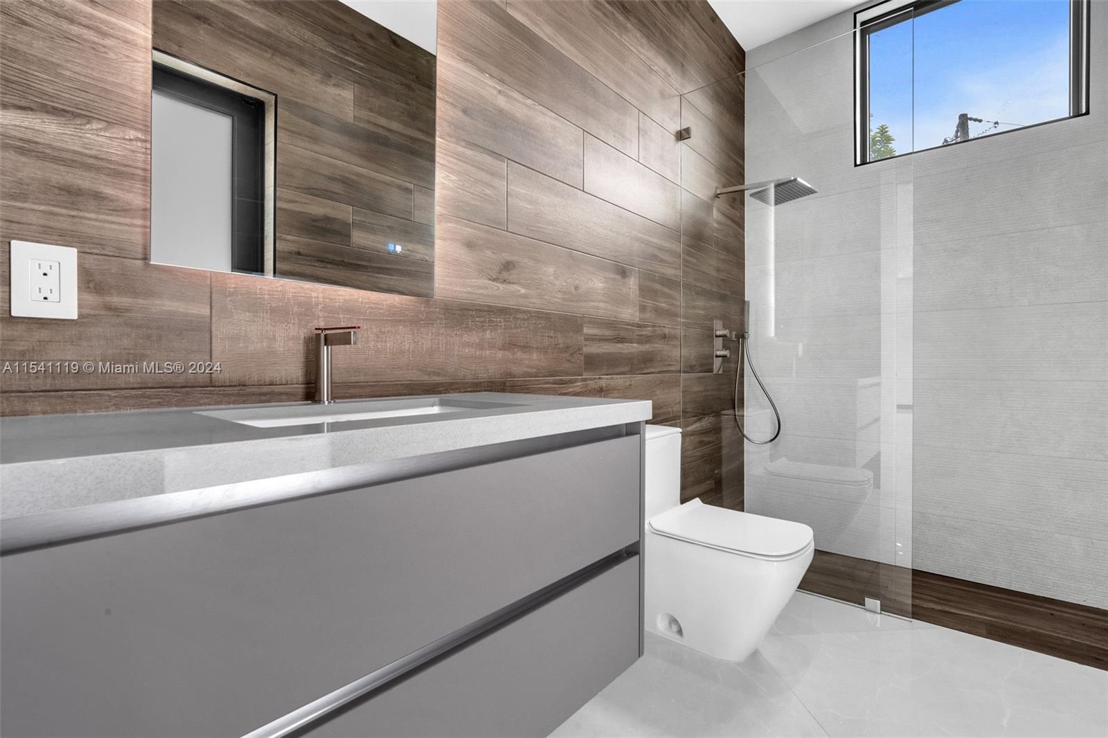 PALMETTO EAST - Residential