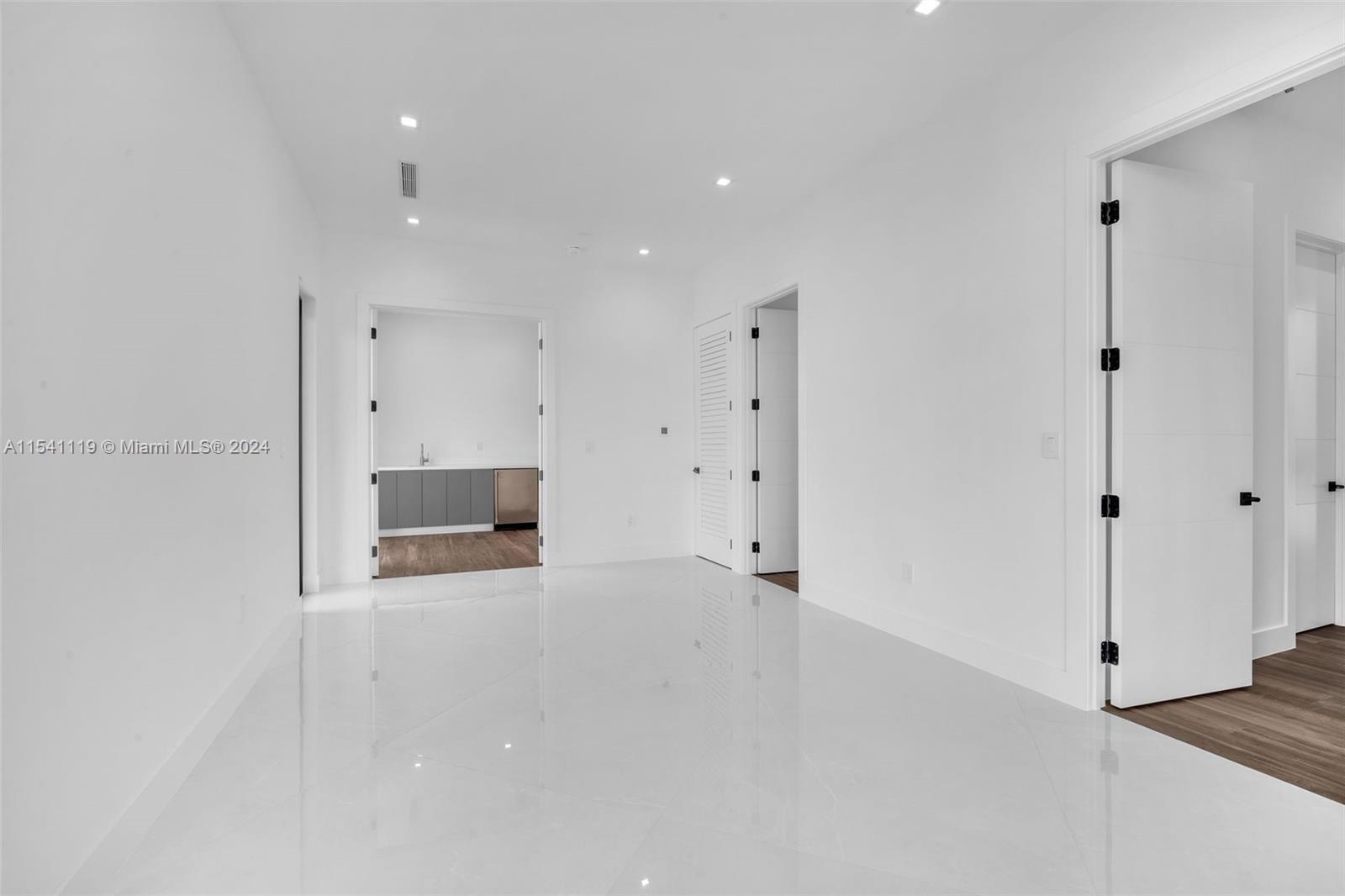 PALMETTO EAST - Residential