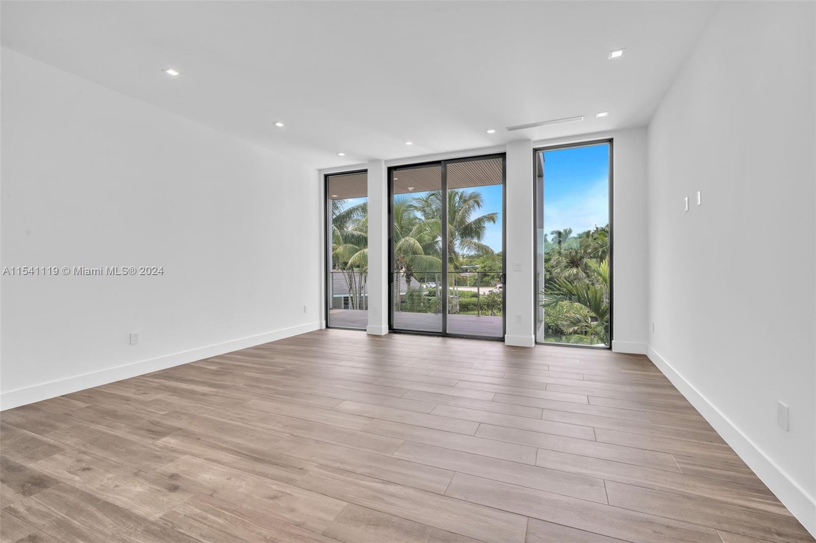 PALMETTO EAST - Residential