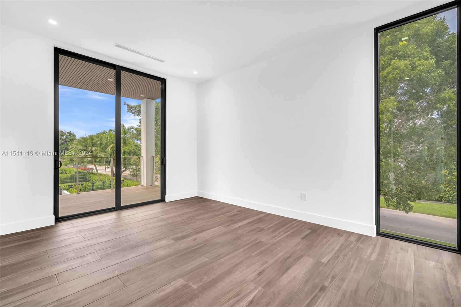 PALMETTO EAST - Residential