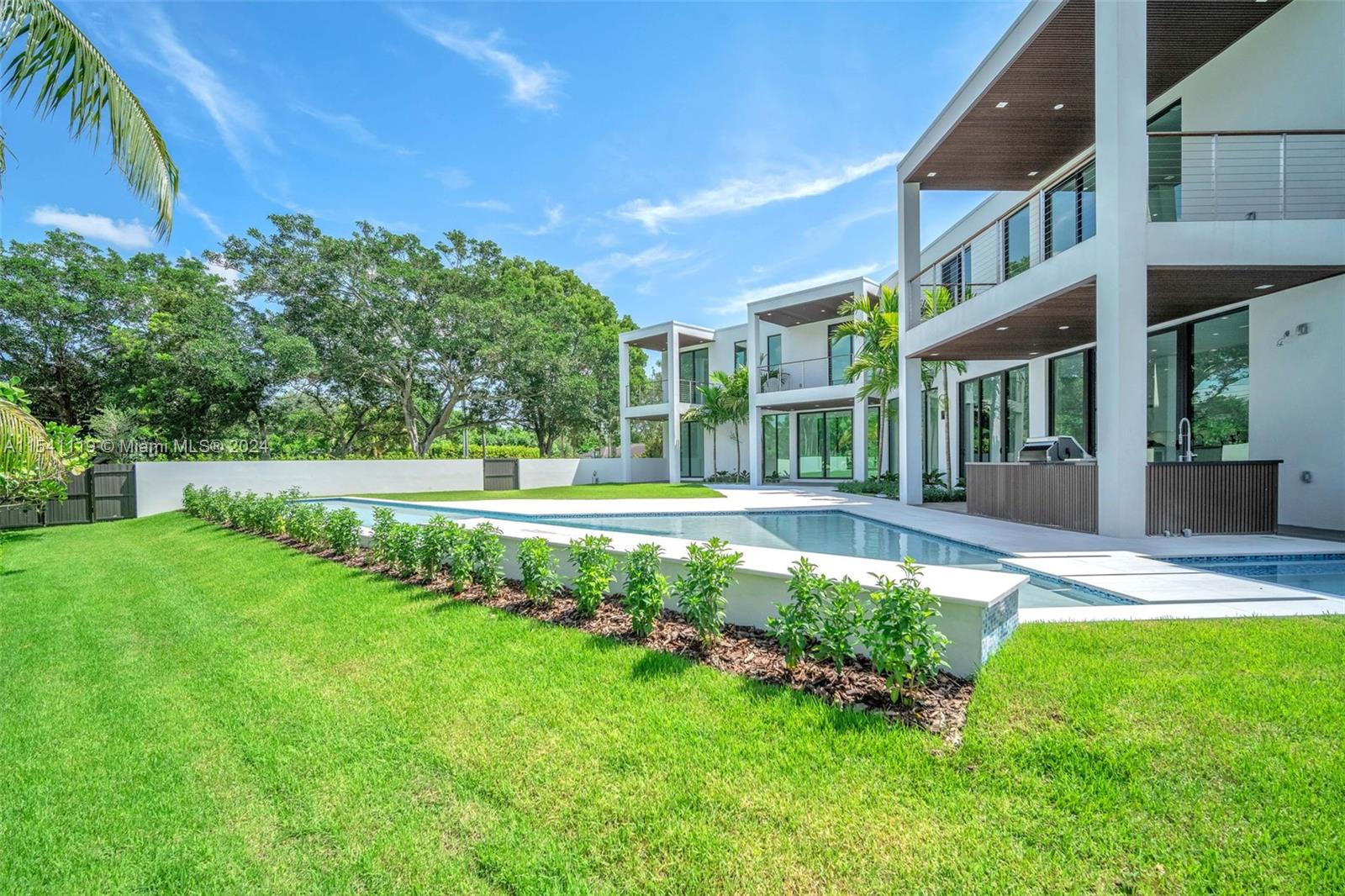 PALMETTO EAST - Residential