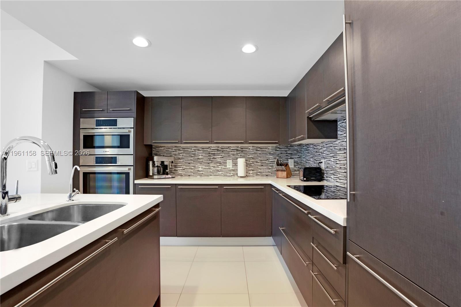 GRAND BAY COMMONS SOUTH - Residential