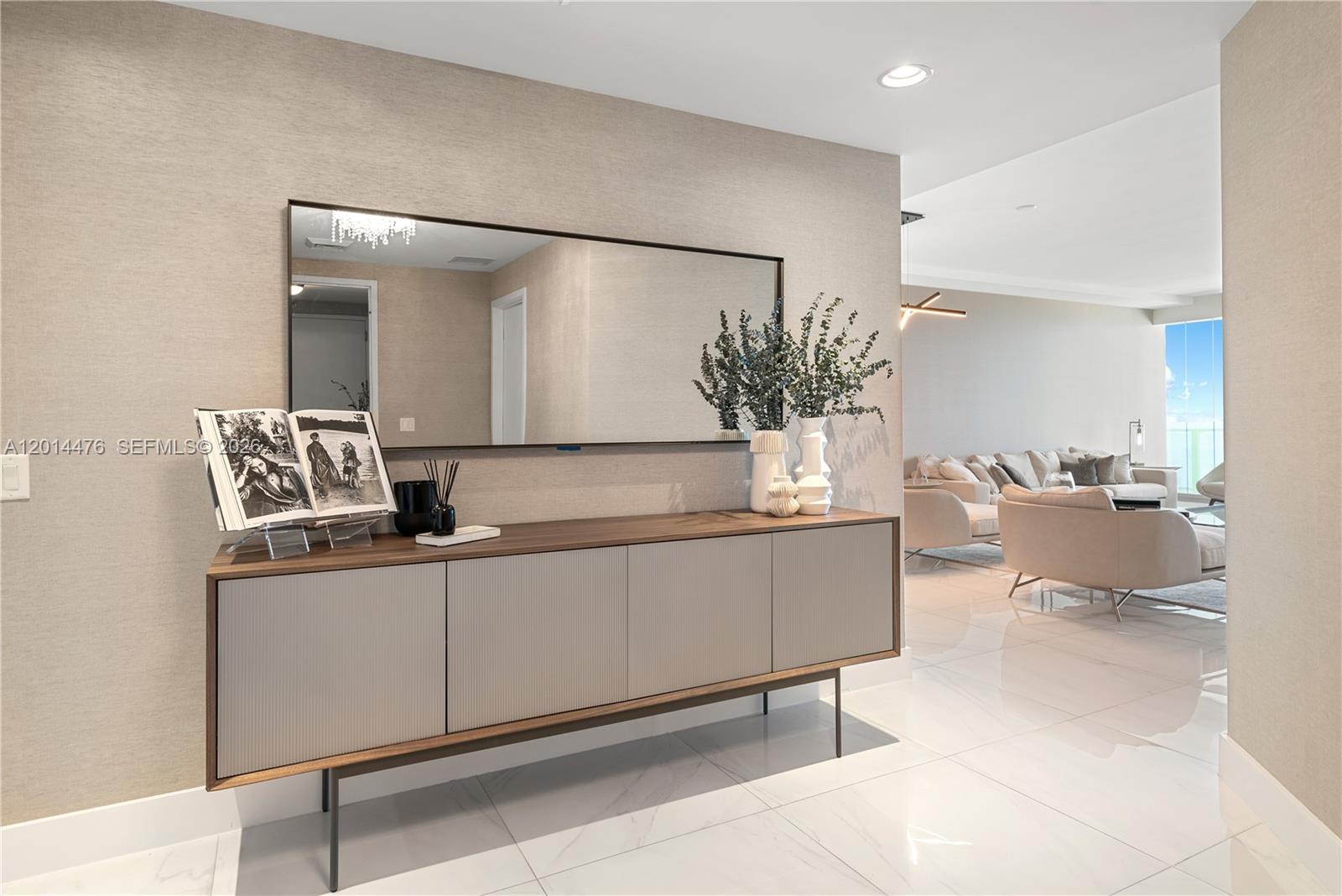 360 Ocean Dr 1106S