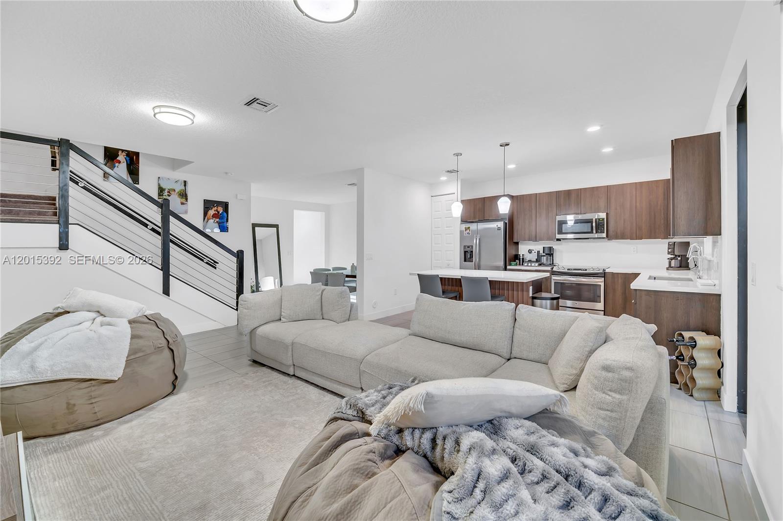 GRAND BAY SOUTH TOWNHOMES - Residential