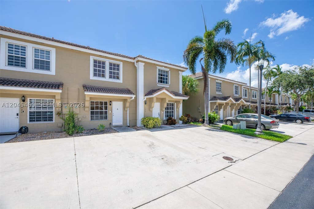 Photo of 728 SW 122nd Ave #0, Pembroke Pines, FL 33025 (MLS # A12045460)