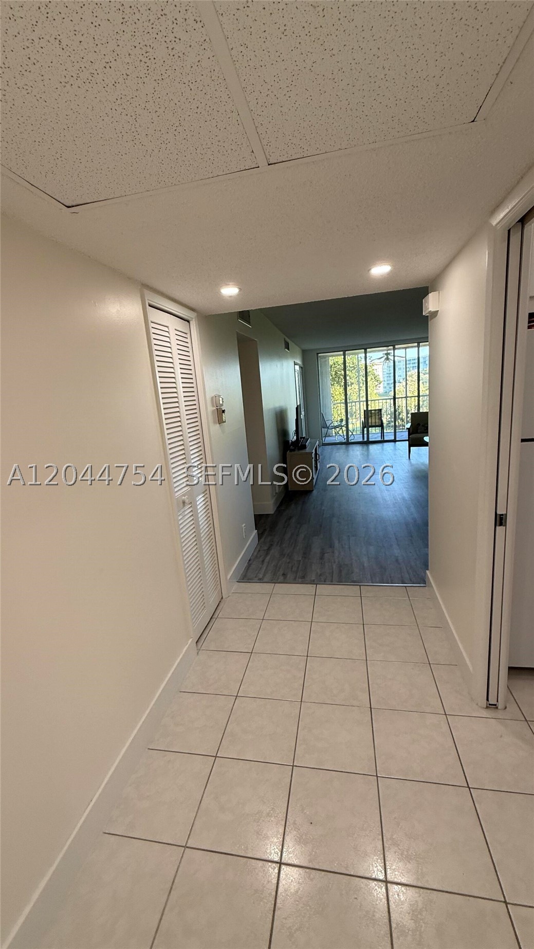 2901 S Palm Aire Dr 408