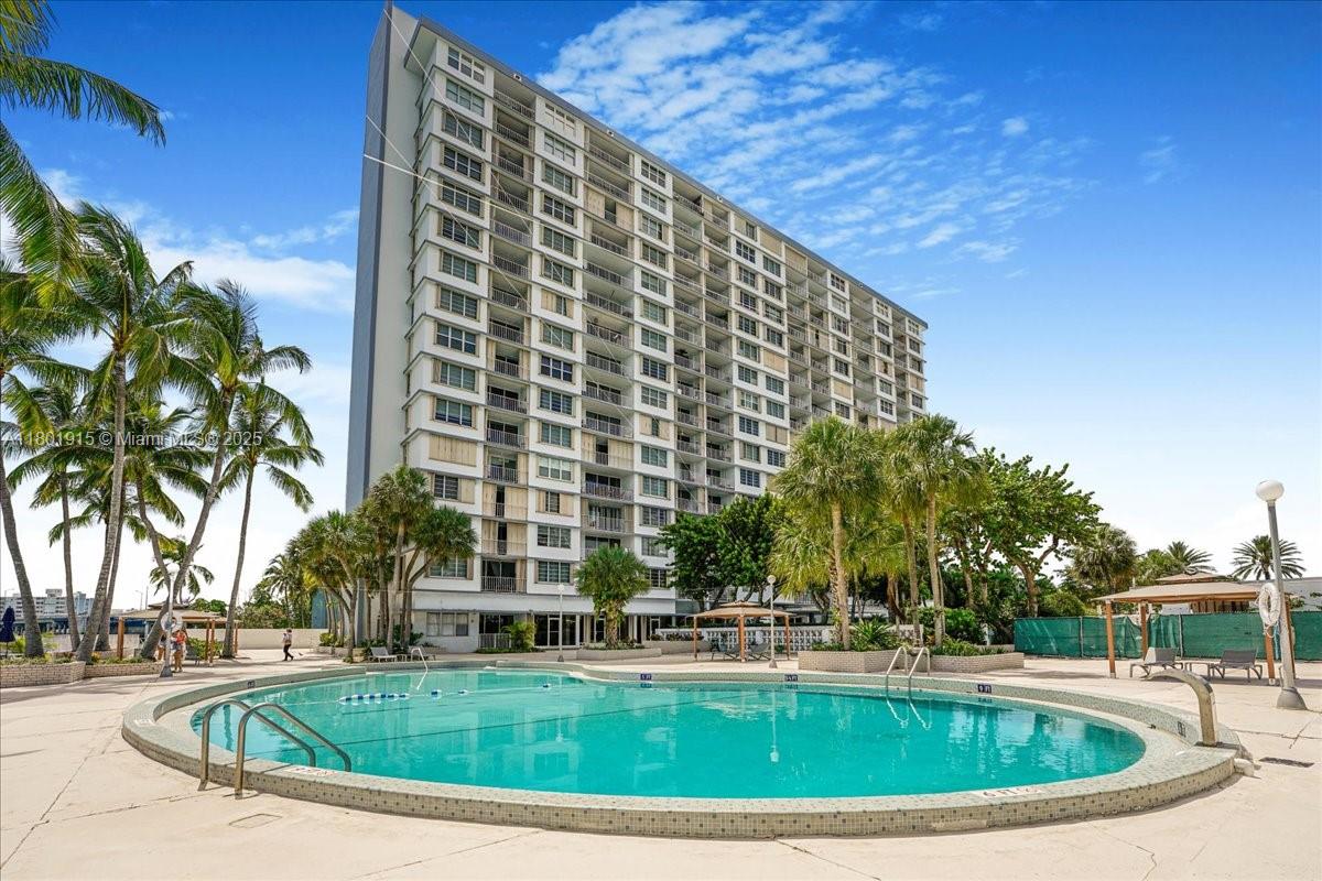 Kennedy House Condo - Residential