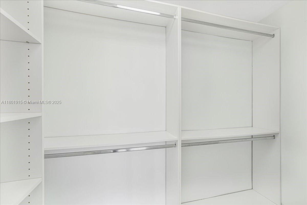 Kennedy House Condo - Residential