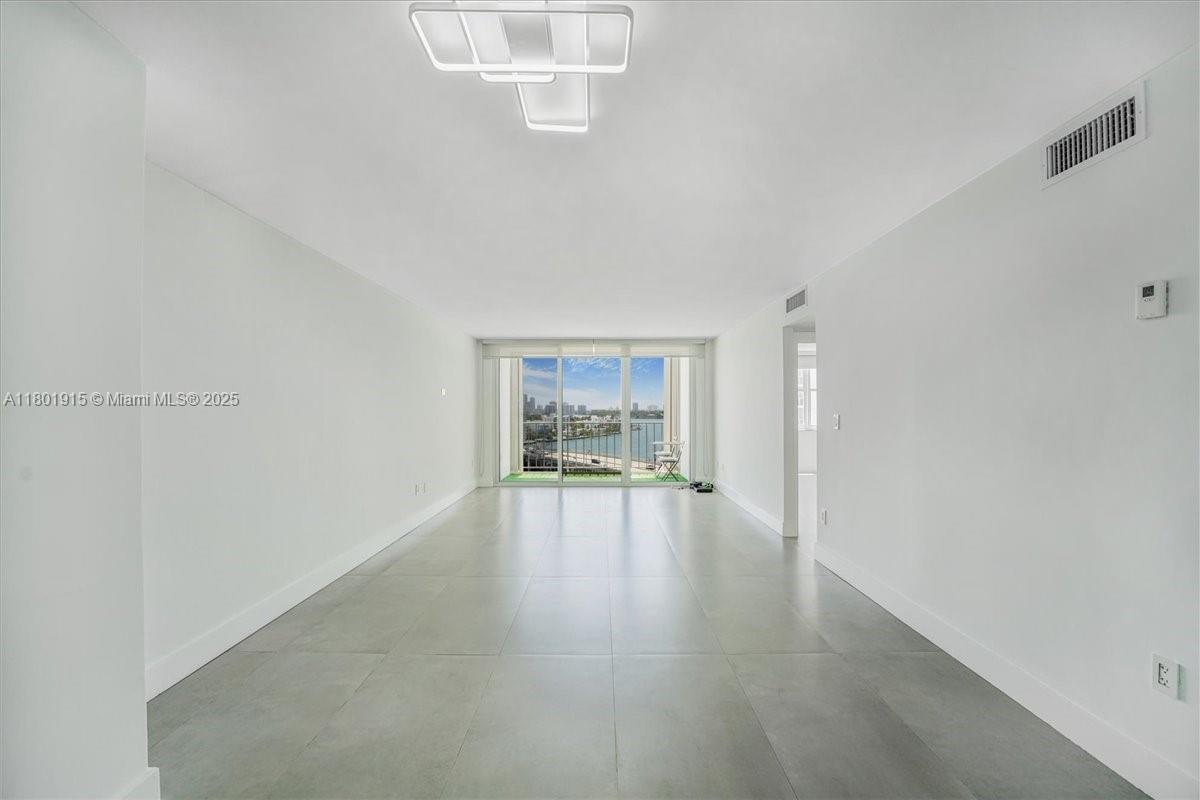 Kennedy House Condo - Residential