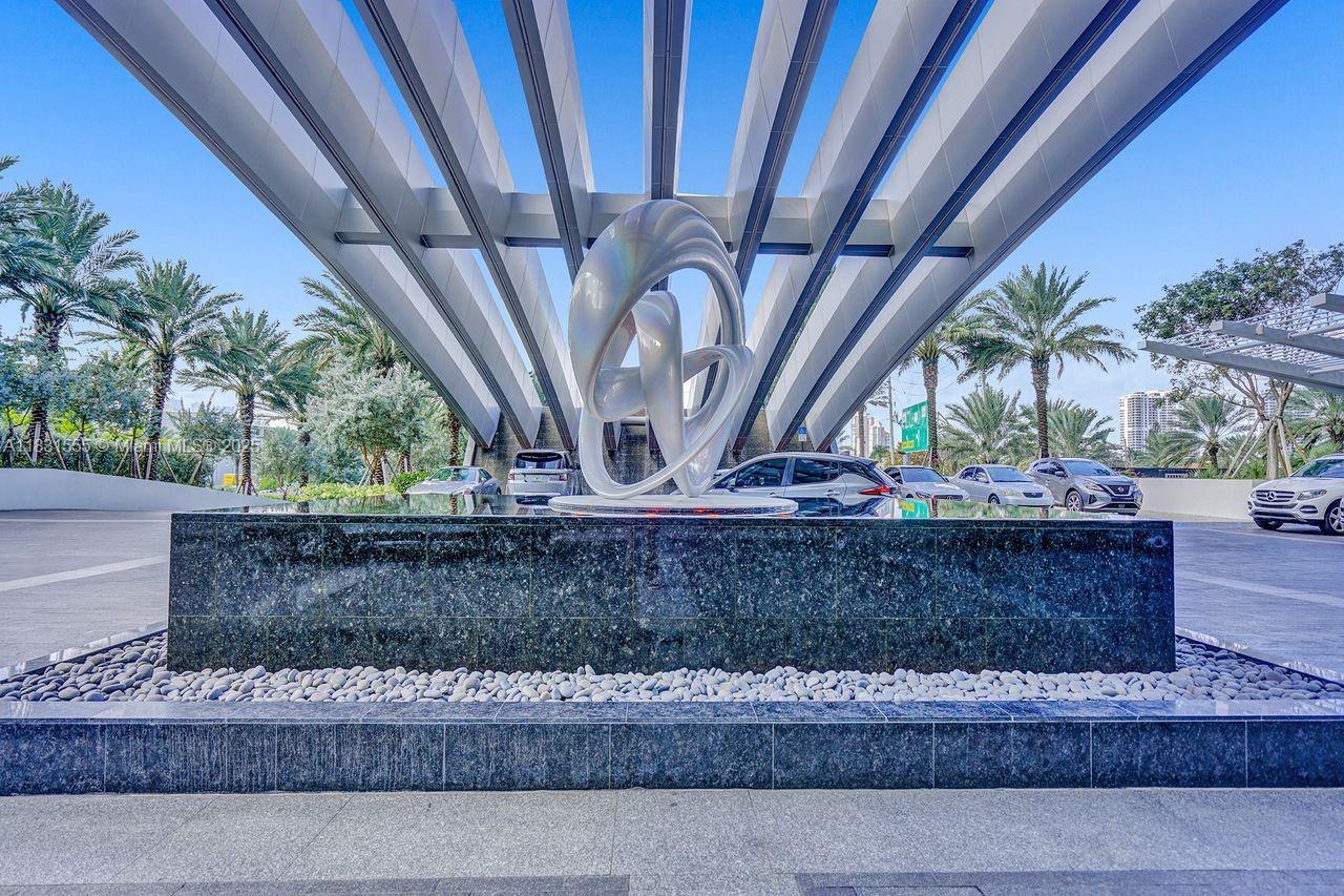 TURNBERRY OCEAN CLUB - Residential Lease