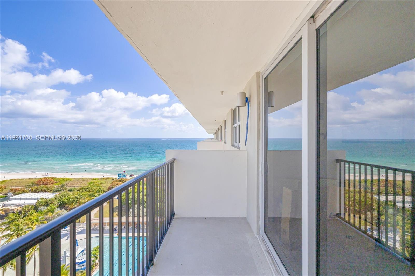 MANATEE CONDO - Residential