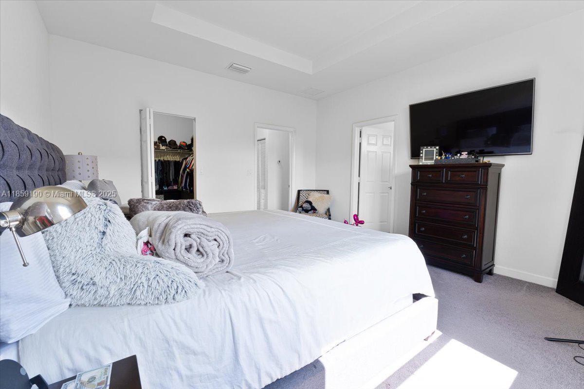 COCO PALM ESTATES - Residential Lease