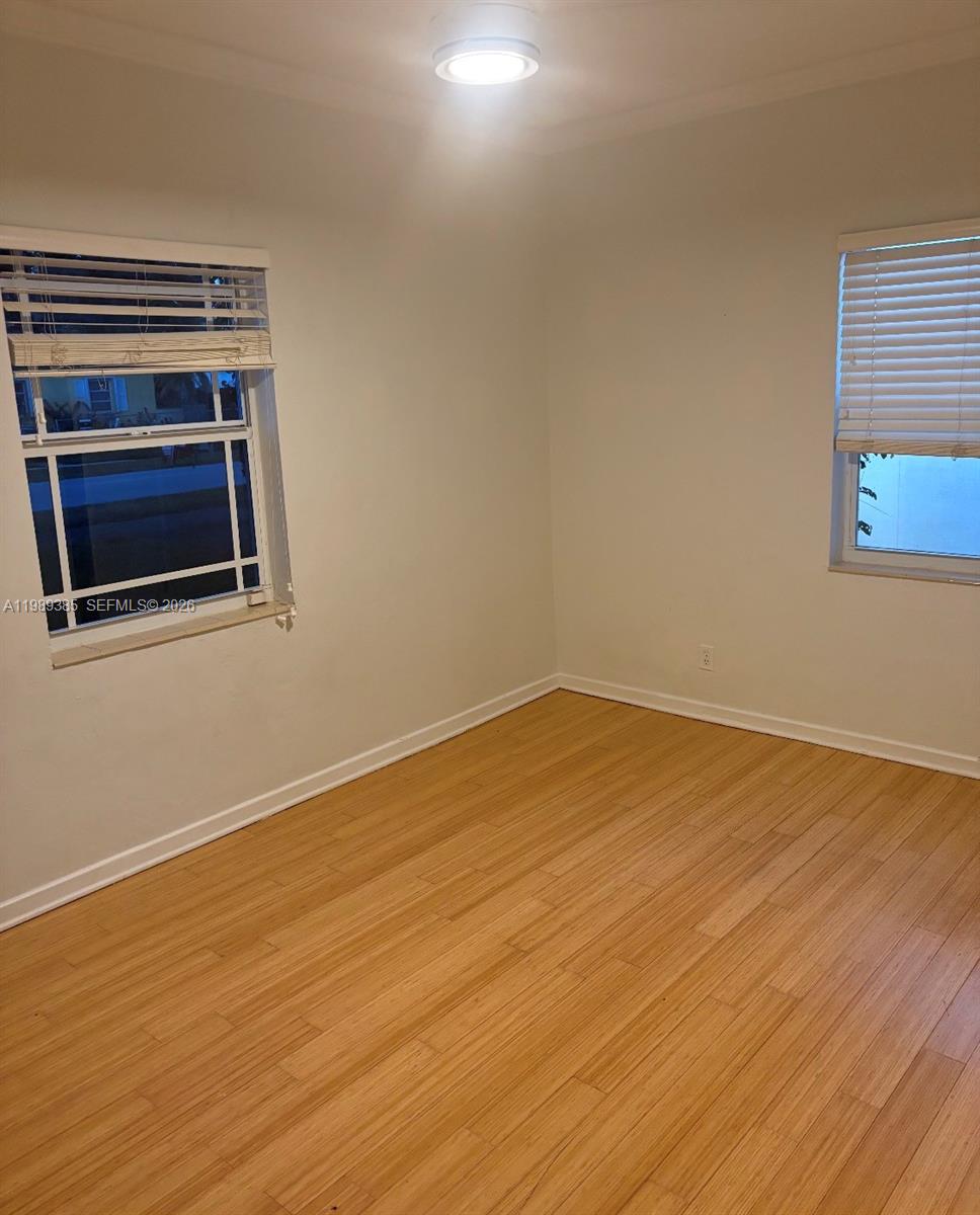 LAKEWAY - Residential