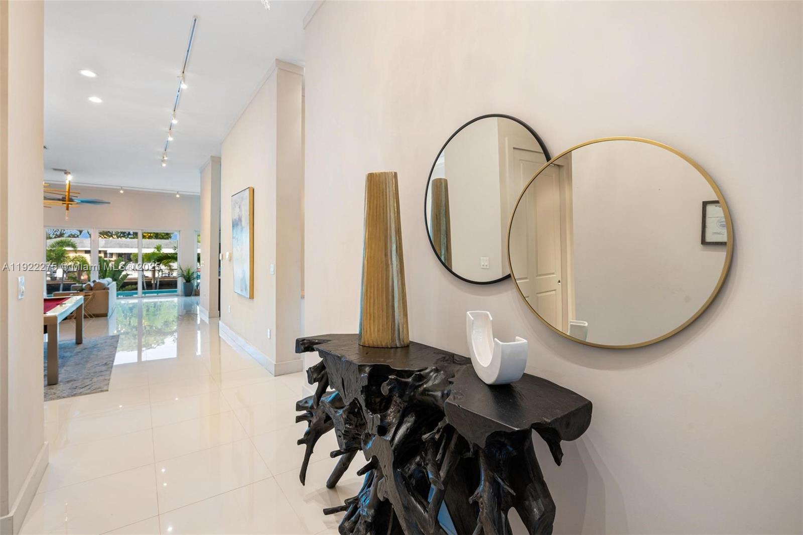 MIDDLE RIVER MANOR ADD - Residential